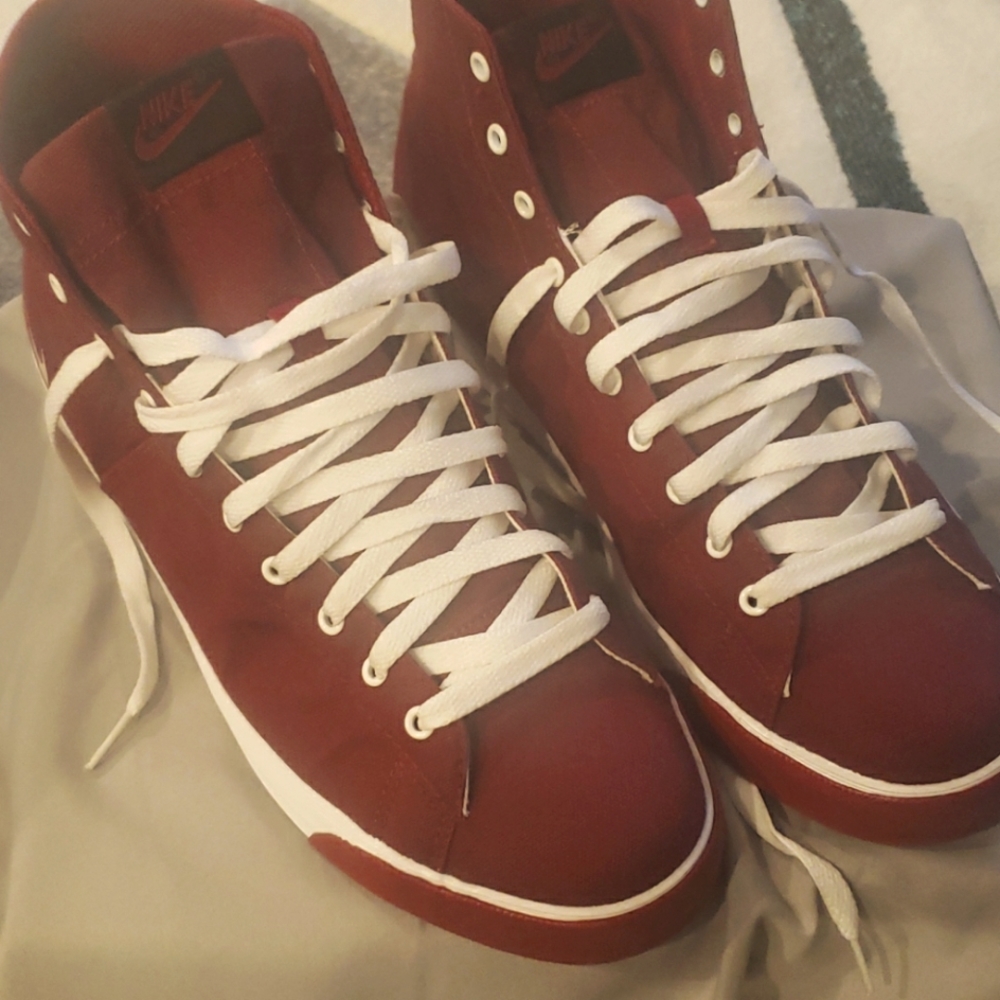 Nike
